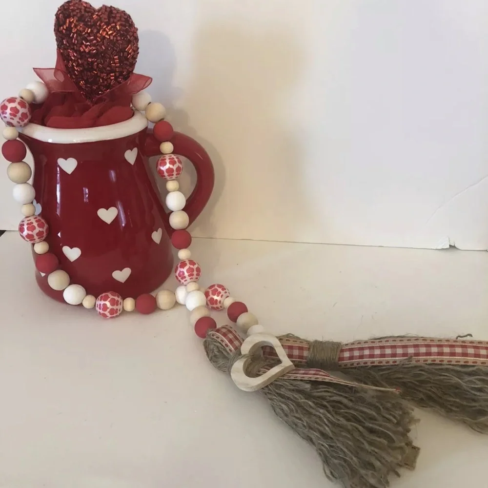 Valentine‘s Day Wood Bead Garland Farmhouse Tiered Tray Decoration‎ Beads